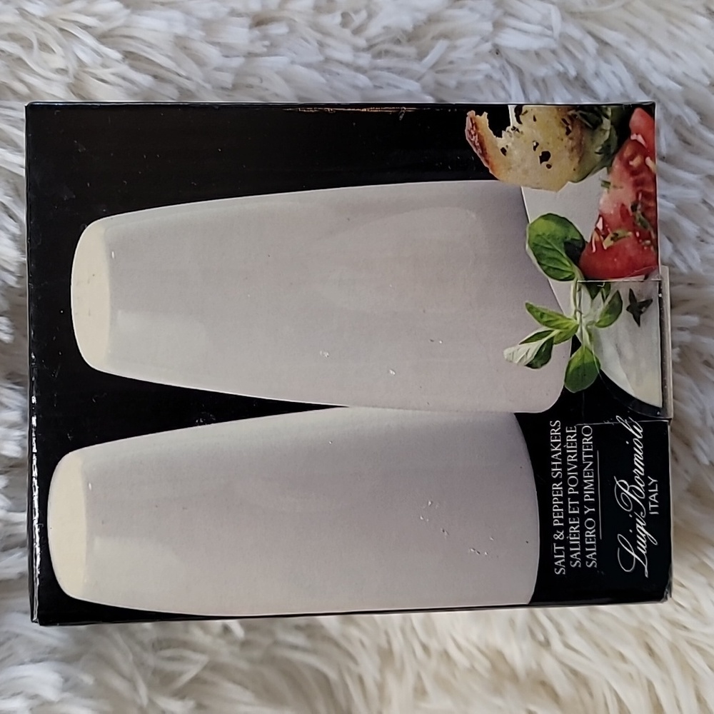 Luigi Bormioli Large Salt Pepper Shakers Super White Vitrified Porcelain
